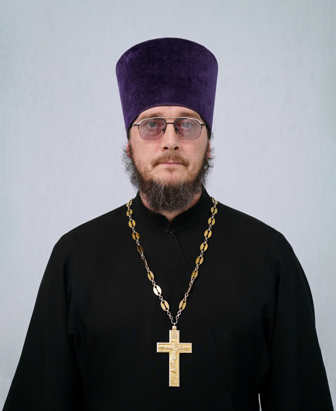 священник Вадим Четвергов